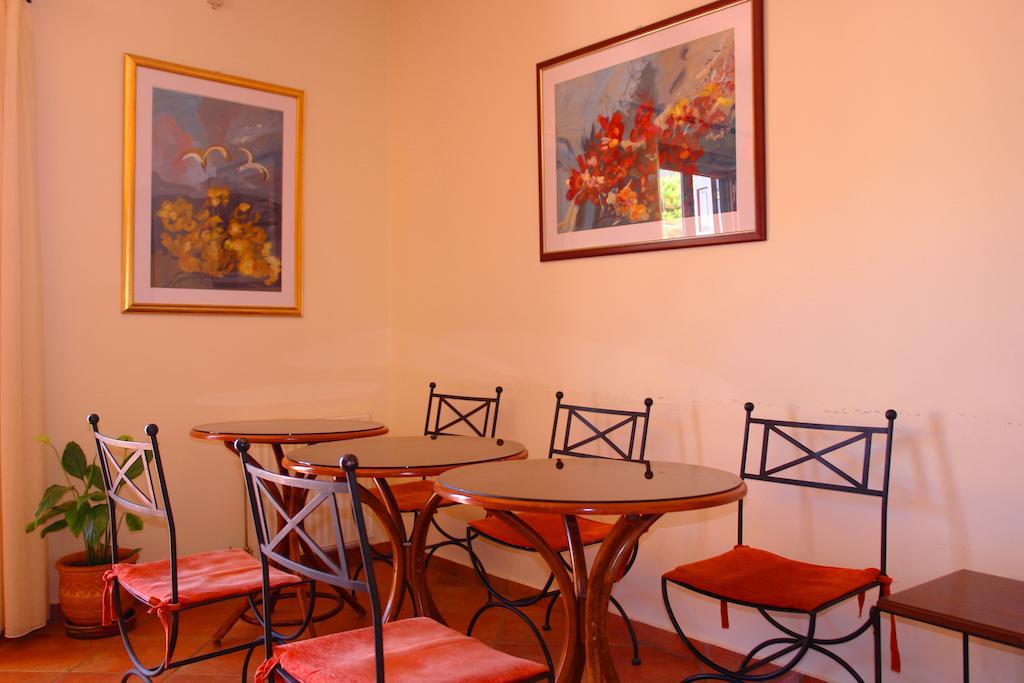 Xenonas Chrisso Hotel Delphi Ngoại thất bức ảnh