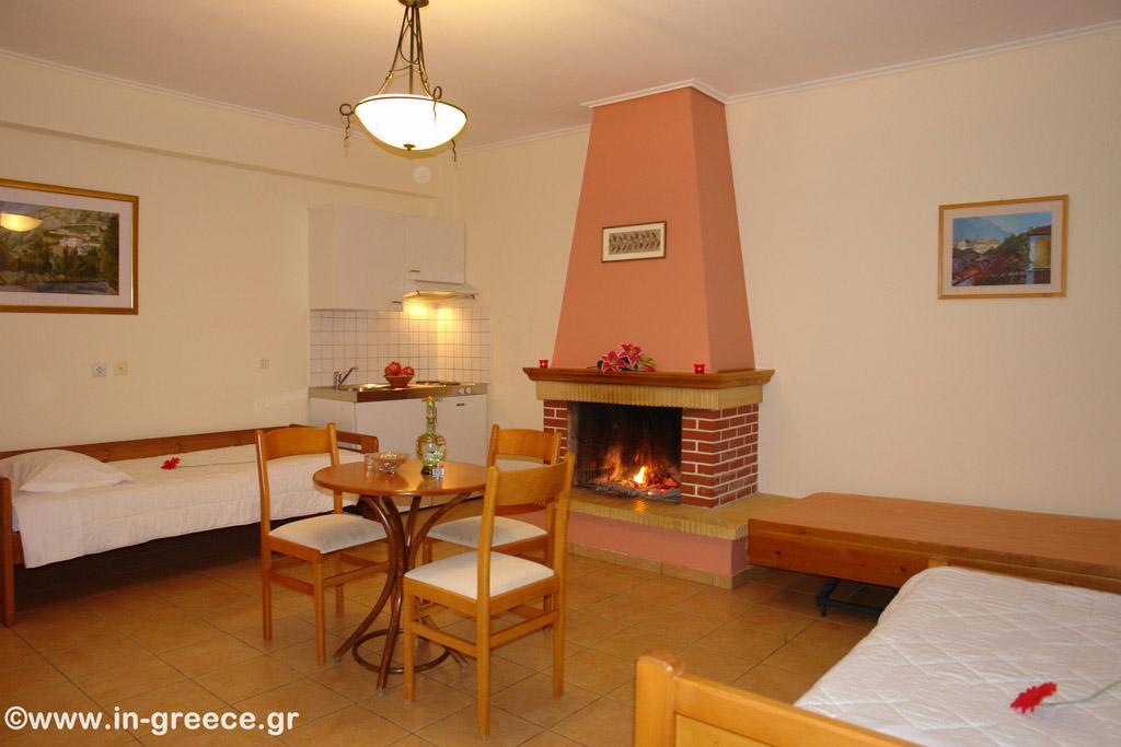 Xenonas Chrisso Hotel Delphi Ngoại thất bức ảnh