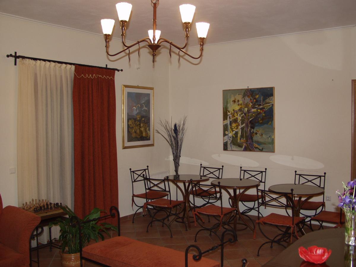 Xenonas Chrisso Hotel Delphi Ngoại thất bức ảnh